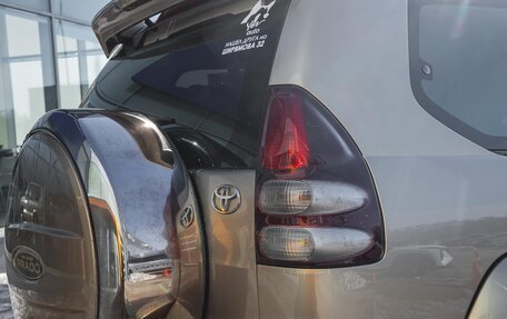 Toyota Land Cruiser Prado 120 рестайлинг, 2005 год, 2 198 000 рублей, 10 фотография