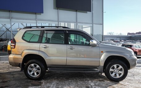 Toyota Land Cruiser Prado 120 рестайлинг, 2005 год, 2 198 000 рублей, 7 фотография
