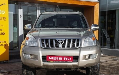 Toyota Land Cruiser Prado 120 рестайлинг, 2005 год, 2 198 000 рублей, 6 фотография