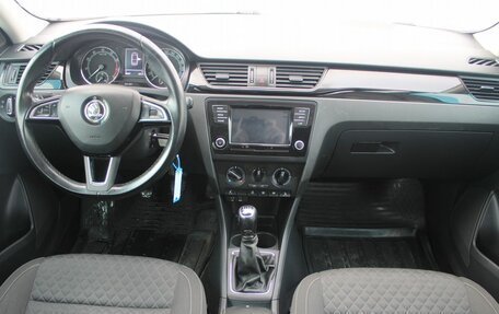 Skoda Rapid I, 2017 год, 999 000 рублей, 8 фотография