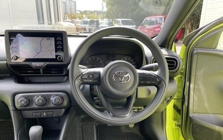 Toyota Yaris, 2020 год, 820 000 рублей, 10 фотография