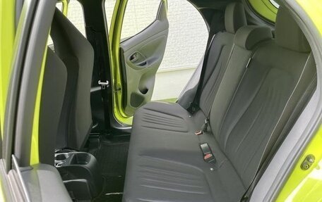 Toyota Yaris, 2020 год, 820 000 рублей, 25 фотография