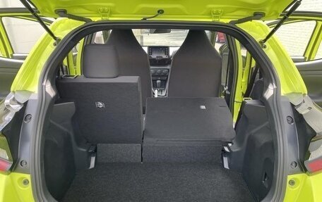 Toyota Yaris, 2020 год, 820 000 рублей, 26 фотография