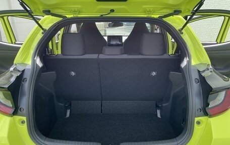 Toyota Yaris, 2020 год, 820 000 рублей, 28 фотография