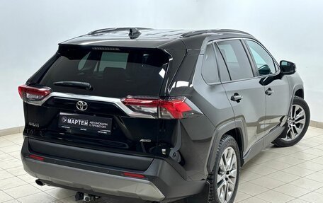 Toyota RAV4, 2021 год, 4 180 000 рублей, 9 фотография