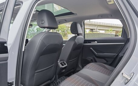 Volkswagen Lavida, 2022 год, 1 742 000 рублей, 16 фотография