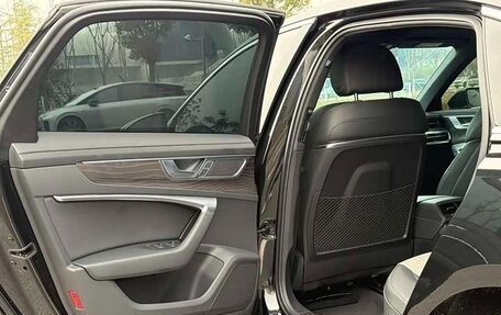 Audi A6, 2024 год, 6 250 000 рублей, 14 фотография