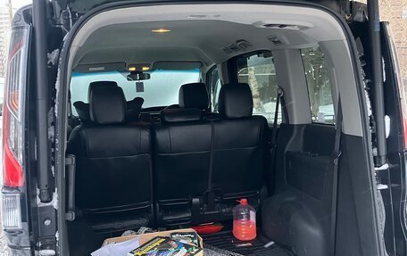 Honda Stepwgn IV, 2017 год, 2 150 000 рублей, 5 фотография