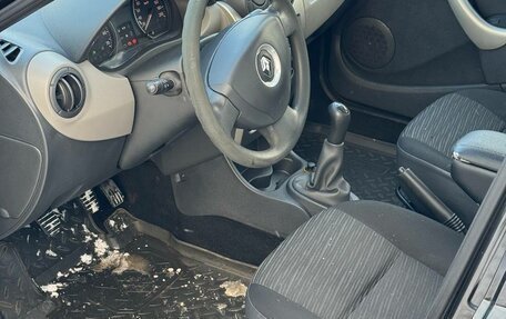 Renault Logan I, 2010 год, 380 000 рублей, 6 фотография