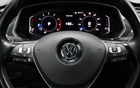 Volkswagen Tiguan II, 2019 год, 2 649 000 рублей, 11 фотография