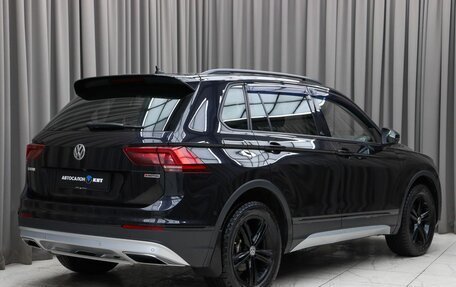 Volkswagen Tiguan II, 2019 год, 2 649 000 рублей, 4 фотография