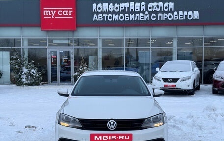 Volkswagen Jetta VI, 2015 год, 980 000 рублей, 2 фотография