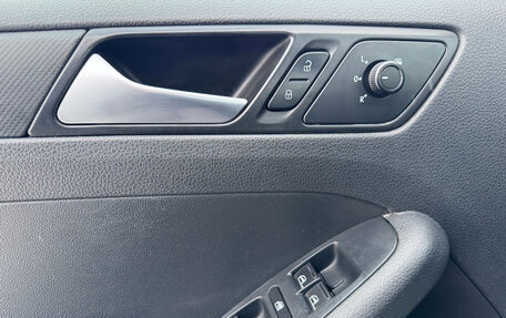 Volkswagen Jetta VI, 2015 год, 980 000 рублей, 10 фотография