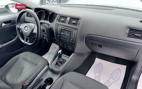 Volkswagen Jetta VI, 2015 год, 980 000 рублей, 14 фотография