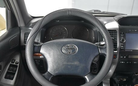 Toyota Land Cruiser Prado 120 рестайлинг, 2007 год, 2 599 000 рублей, 12 фотография