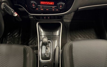 Mitsubishi Outlander III рестайлинг 3, 2019 год, 2 099 000 рублей, 11 фотография