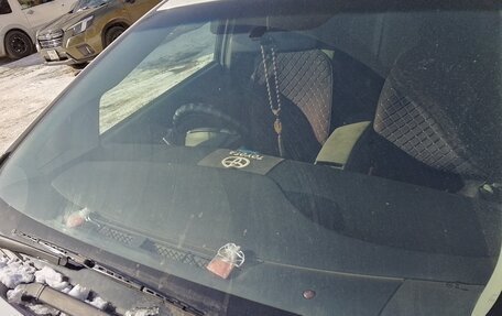 Toyota Prius, 2010 год, 570 000 рублей, 4 фотография