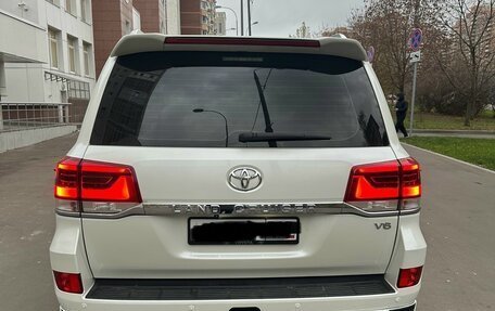 Toyota Land Cruiser 200, 2021 год, 8 500 000 рублей, 3 фотография