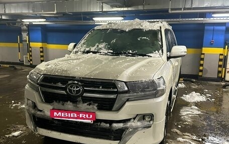 Toyota Land Cruiser 200, 2021 год, 8 500 000 рублей, 10 фотография