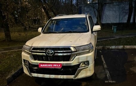 Toyota Land Cruiser 200, 2021 год, 8 500 000 рублей, 4 фотография