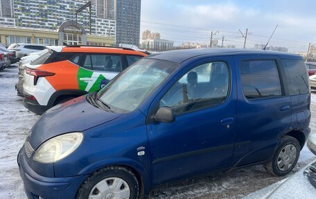 Toyota Yaris Verso, 2003 год, 350 000 рублей, 2 фотография