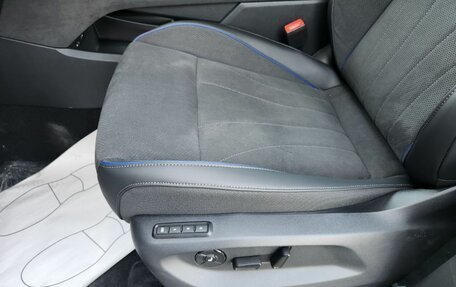 Volkswagen Tiguan, 2025 год, 4 940 000 рублей, 14 фотография