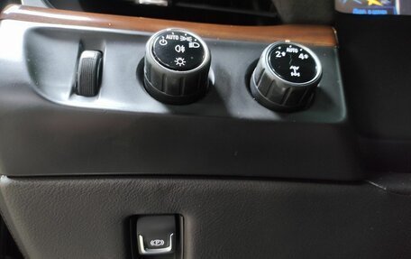 Cadillac Escalade IV, 2015 год, 3 999 999 рублей, 18 фотография