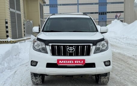 Toyota Land Cruiser Prado 150 рестайлинг 2, 2012 год, 2 650 000 рублей, 2 фотография