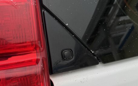 Toyota Land Cruiser Prado 150 рестайлинг 2, 2012 год, 2 650 000 рублей, 32 фотография