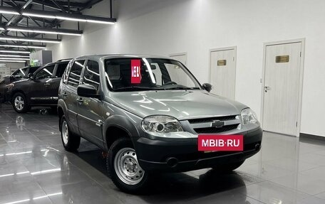Chevrolet Niva I рестайлинг, 2012 год, 595 000 рублей, 5 фотография