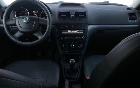 Skoda Yeti I рестайлинг, 2012 год, 695 000 рублей, 12 фотография