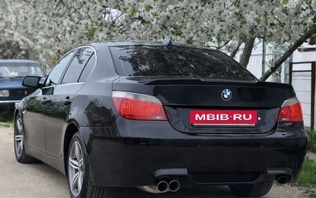 BMW 5 серия, 2003 год, 930 000 рублей, 9 фотография