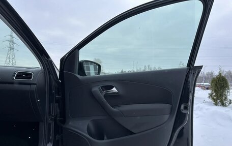 Volkswagen Polo VI (EU Market), 2012 год, 850 000 рублей, 21 фотография