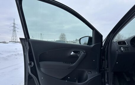 Volkswagen Polo VI (EU Market), 2012 год, 850 000 рублей, 19 фотография