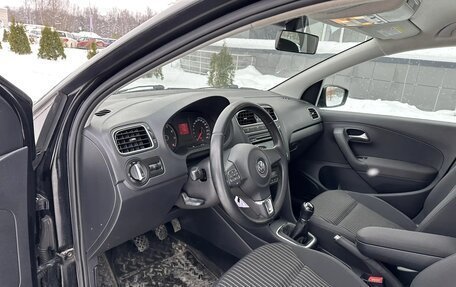 Volkswagen Polo VI (EU Market), 2012 год, 850 000 рублей, 18 фотография