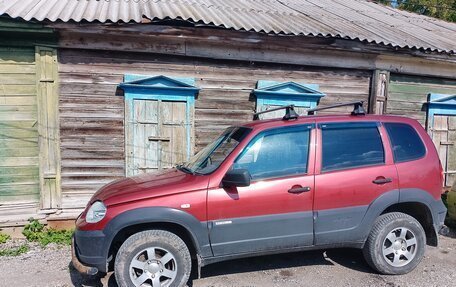Chevrolet Niva I рестайлинг, 2012 год, 370 000 рублей, 3 фотография