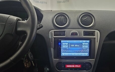 Ford Fusion I, 2010 год, 395 000 рублей, 14 фотография