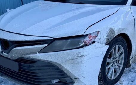 Toyota Camry, 2019 год, 1 550 000 рублей, 2 фотография