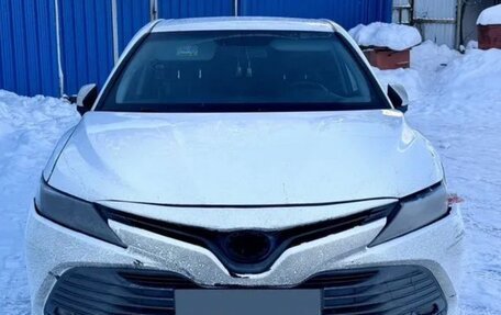 Toyota Camry, 2019 год, 1 550 000 рублей, 3 фотография