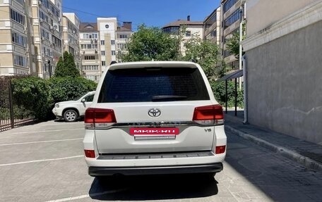 Toyota Land Cruiser 200, 2018 год, 8 950 000 рублей, 4 фотография
