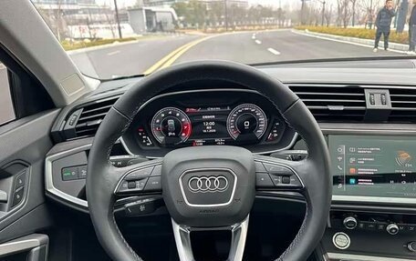 Audi Q3, 2022 год, 2 499 000 рублей, 9 фотография