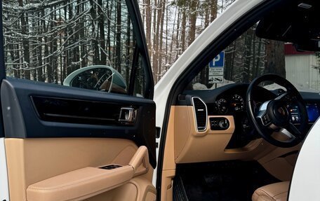 Porsche Cayenne III, 2018 год, 5 950 000 рублей, 16 фотография