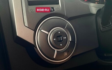 SsangYong Kyron I, 2011 год, 850 000 рублей, 16 фотография