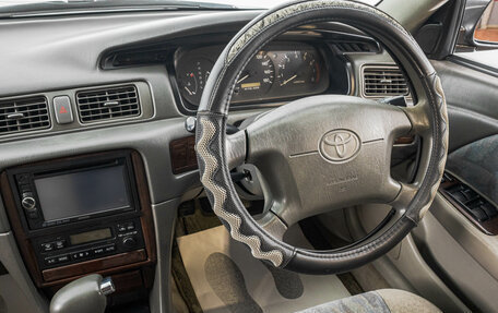 Toyota Camry, 1999 год, 649 000 рублей, 15 фотография