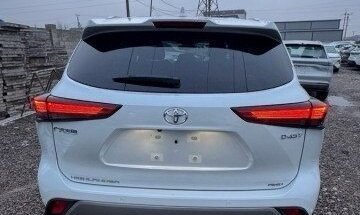 Toyota Highlander, 2025 год, 5 200 838 рублей, 3 фотография