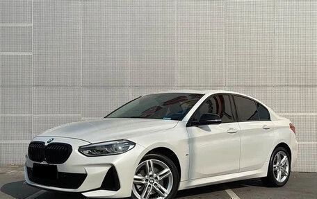 BMW 1 серия, 2022 год, 2 140 000 рублей, 1 фотография