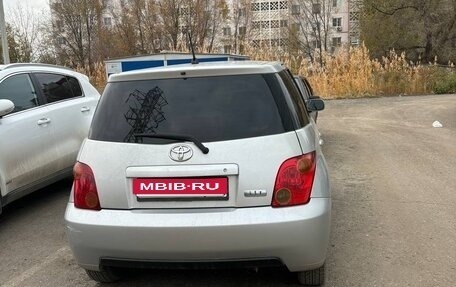 Toyota Ist II, 2004 год, 550 000 рублей, 1 фотография