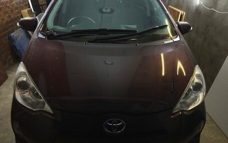 Toyota Aqua I, 2014 год, 900 000 рублей, 1 фотография