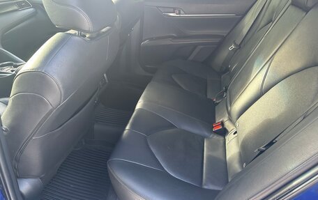 Toyota Camry, 2021 год, 3 100 000 рублей, 10 фотография