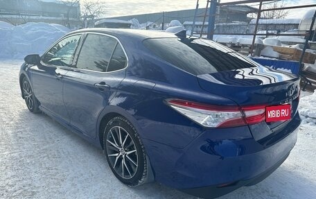 Toyota Camry, 2021 год, 3 100 000 рублей, 8 фотография